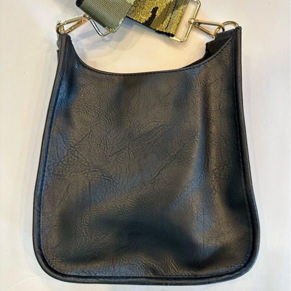 Ah Dorned Vegan Mini Crossbody Messenger Bag with Adjustable Camo Guitar Strap - Picture 4 of 9